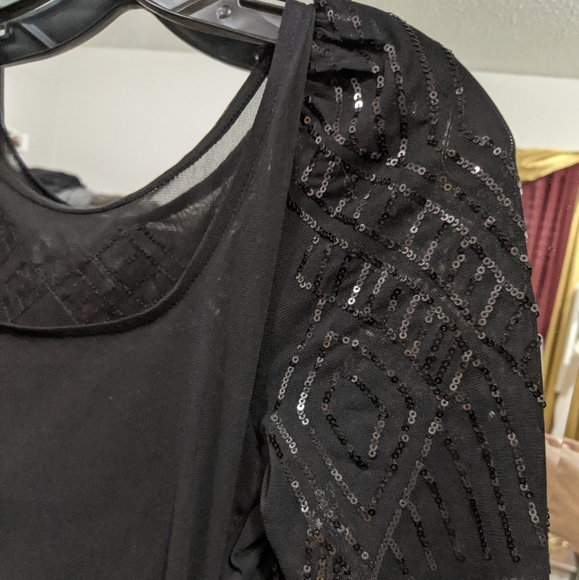 Whbm Embellished Puff Sleeve Top - Picture 7 of 8